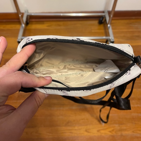 New with tags Mickey Mouse purse, belt bag, brand Petunia Pickle Bottom - Picture 3 of 6